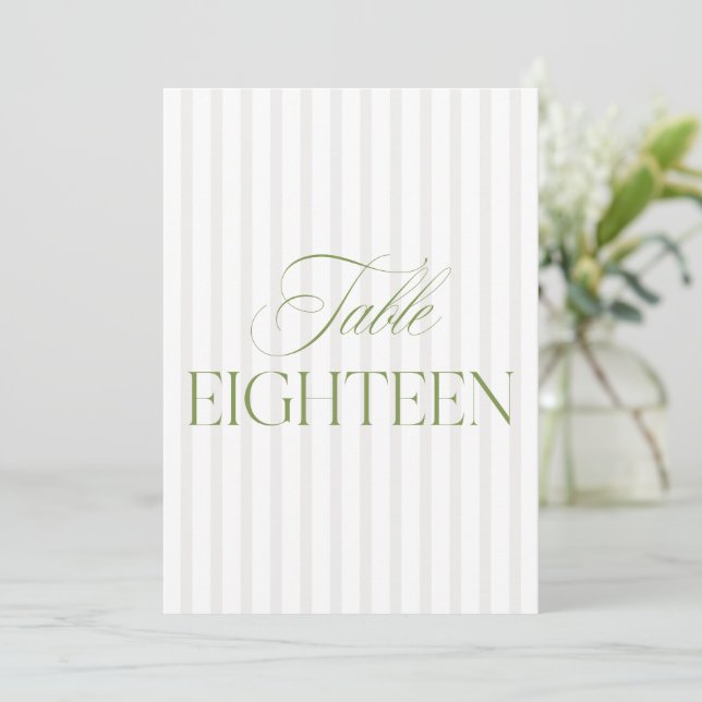 Invitation Elégant Sage Green & Beige Mariage 18 Numéro de ta (Debout devant)