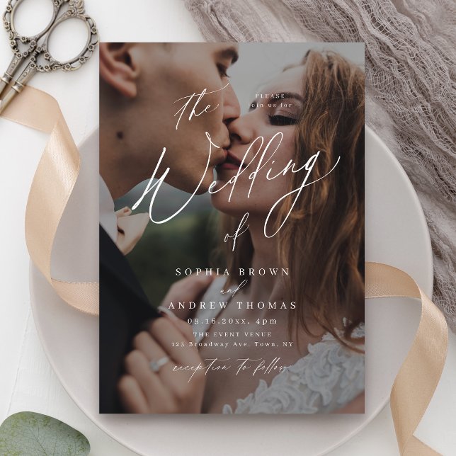 Invitation Élégant script moderne minimaliste mariage photo (Elegant modern script minimalist photo wedding invitation)