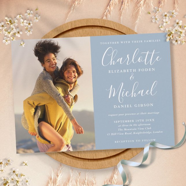 Invitation Élégant signature Script photo Dusty Blue Mariage (Créateur téléchargé)
