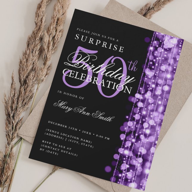 Invitation Élégante surprise 50e anniversaire étincelles pour (Elegant Surprise 50th Birthday Sparkles Purple Invitation)