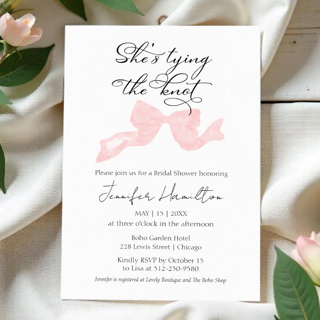 Invitation Elle noue le noeud | Fête des mariées de cou rose (Créateur téléchargé)