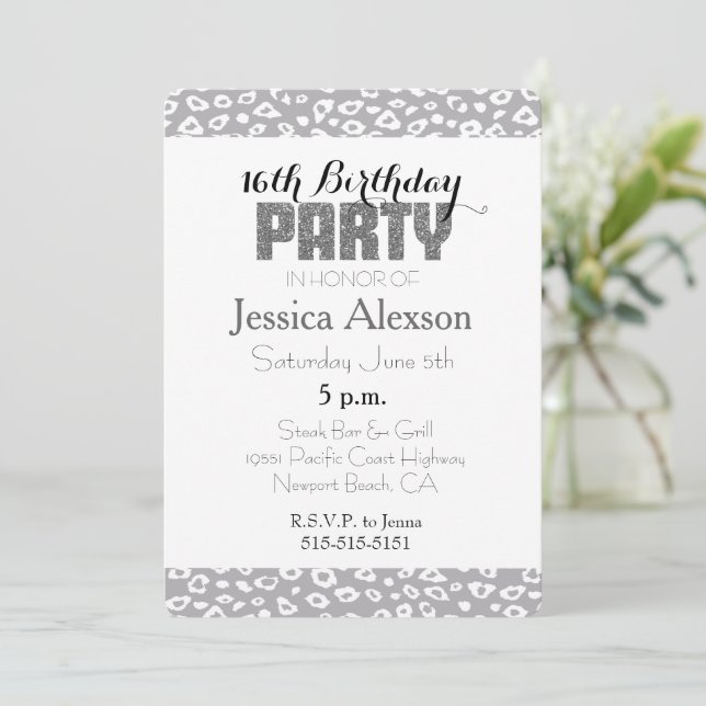 Invitation Empreinte de léopard blanc gris 16e anniversaire (Debout devant)