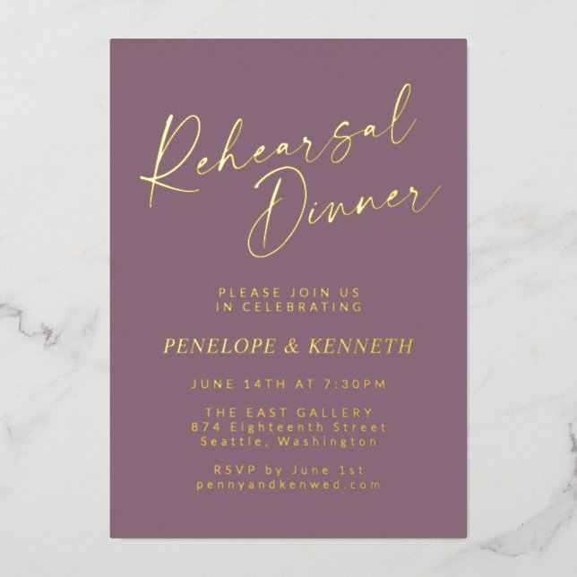 Invitation En Aluminium Dîner de répétition minimaliste Script Purple Gold (Recto)