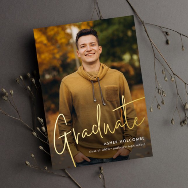 Invitation En Aluminium Diplômé en Script moderne Diplôme en photo simple (Créateur téléchargé)