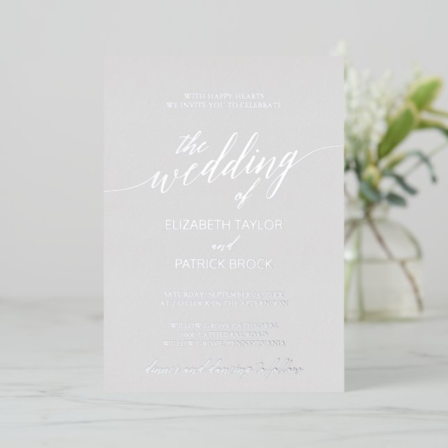 Invitation En Aluminium Élégante calligraphie à huile d'argent | Mariage g (Debout devant)