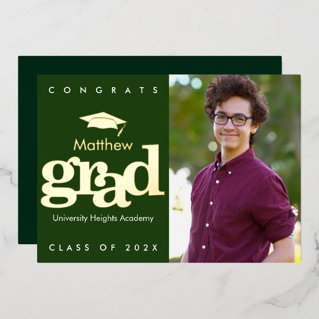 Invitation En Aluminium Green graduation photo moderne audacieux casquette (Recto/Verso)