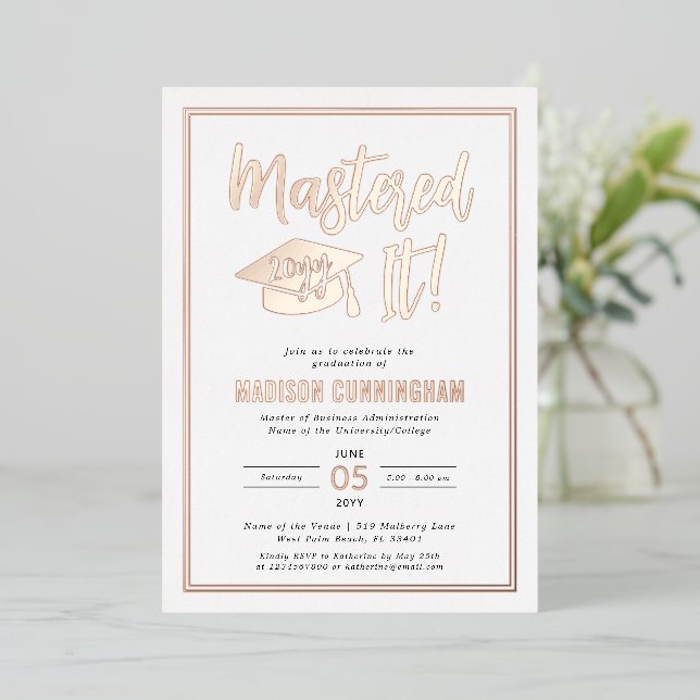 Invitation En Aluminium Modern Mastered It Master's Degree Graduation  (Debout devant)
