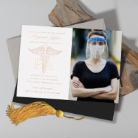 Photo de fin d'études d'un assistant de médecin en