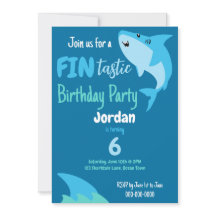 Enfants D'Anniversaire Du Requin En Mer