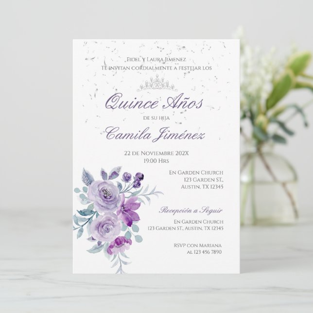 Invitation Espagnol Quinceanera florale violette i (Debout devant)