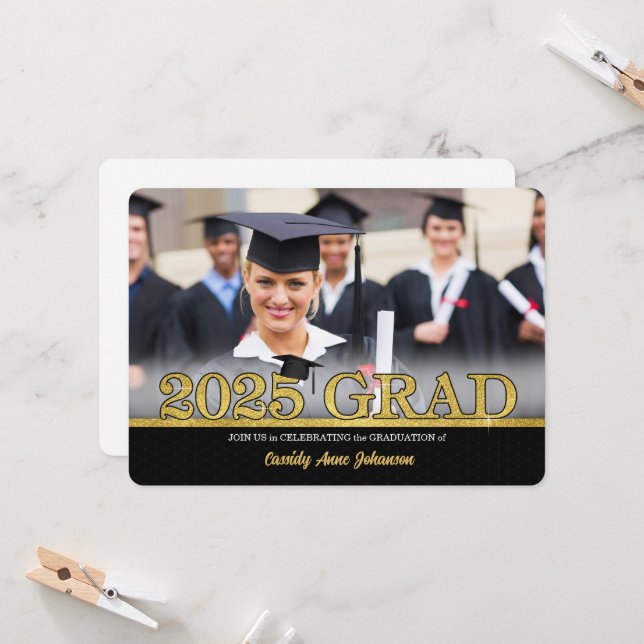 Invitation Faux Gold HORZ Photo 2025 Graduation Party (Devant/Arrière en situation)