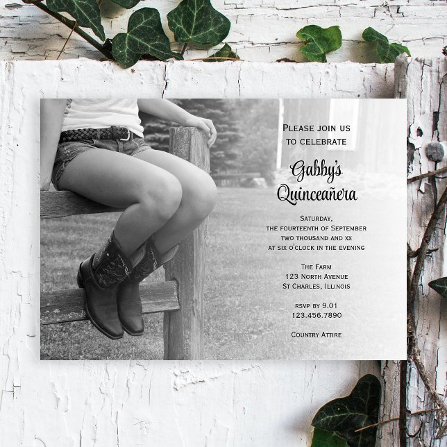 Invitation Femme sur la clôture Western Barn Party Quinceañer (Créateur téléchargé)