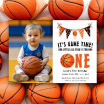 Fête d'anniversaire de basketball pour le premier