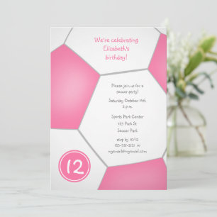 Invitation fête d'anniversaire de football féminin rose