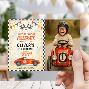 Invitation Fête d'anniversaire de voiture de course rétro