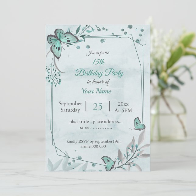 Invitation Fête d'anniversaire fleurie feuille aux papillons  (Debout devant)