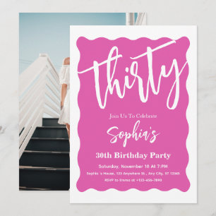 Invitation Fête d'anniversaire moderne de 30 ans à courbe ond
