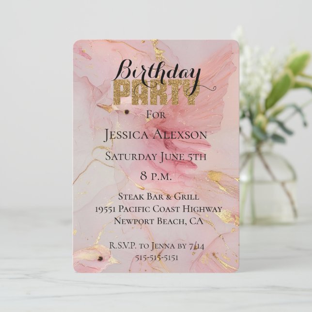 Invitation Fête d'anniversaire oiseaux rose blush pailleté or (Debout devant)