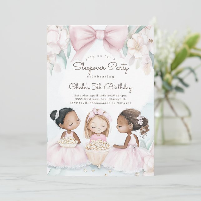 Invitation Fête d'anniversaire Pyjama Party de nuit Cinéma Fi (Debout devant)