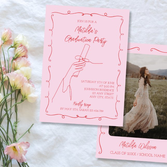 Invitation Fête de graduation photo rose et rouge dessinée à  (Hand Drawn Pink & Red Photo Graduation Party Invitation 2024)
