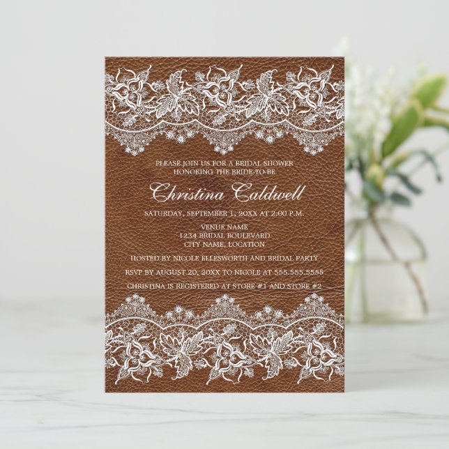 Invitation Fête des mariées en cuir et dentelle (Debout devant)