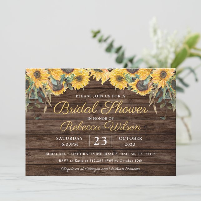 Invitation Fête des mariées rustique de tournesol de bois rus (Debout devant)