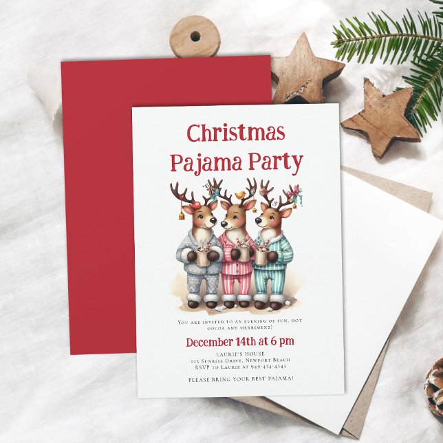 Invitation Fête du pyjama de Noël Drôle daube de rennes (christmas pajama party invitation funny reindeer hot cocoa pj sleepwear sleepover teens kids cute )