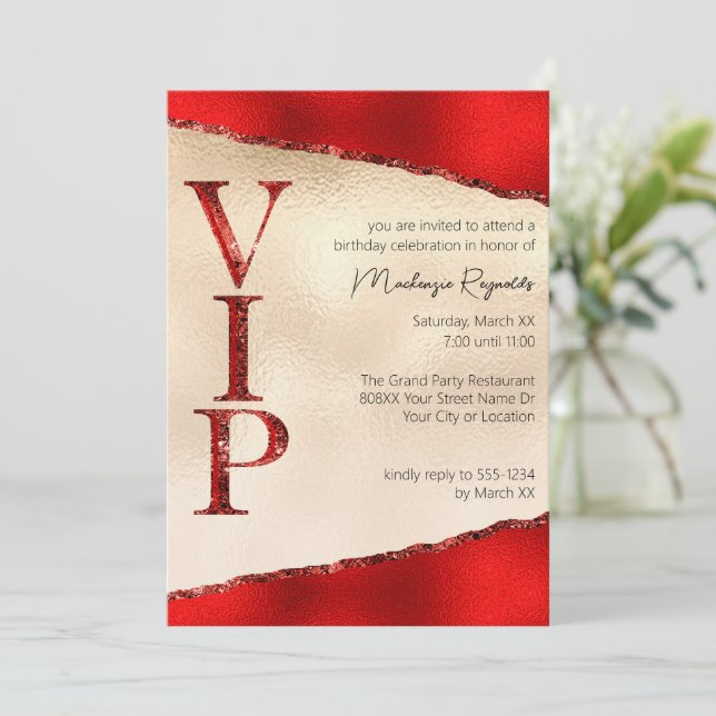 Invitation Fête VIP brillante rouge et or (Debout devant)