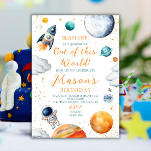 Invitation Feu de l'astronaute de fusée dans l'espace extra-a