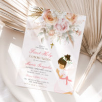 Fille priant la première sainte communion rose flo