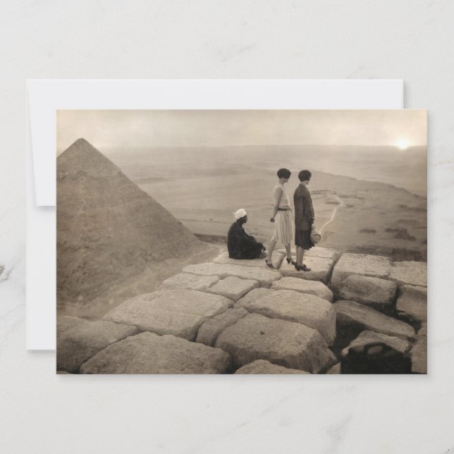 Invitation Flapper Girls Sunrise Khufu Pyramid, Égypte 1920 (Devant)