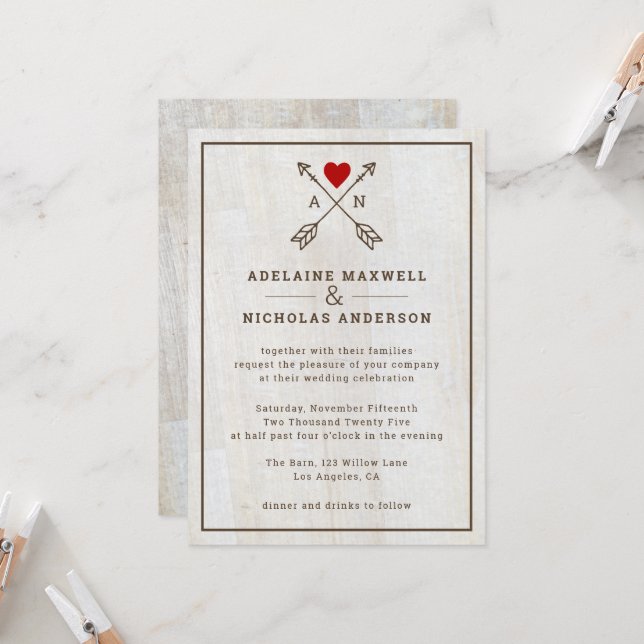 Invitation Flèches rustiques Mariage de coeur rouge (Devant/Arrière en situation)