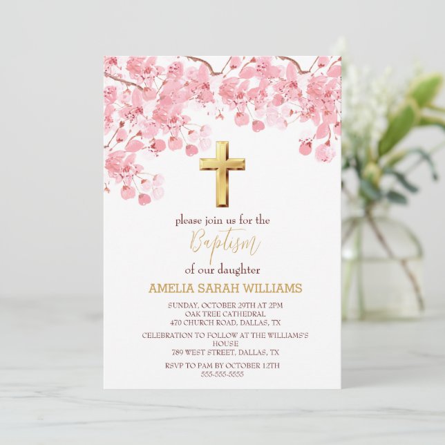 Invitation Fleur de cerisier Floral Élégant Croix Fille Baptê (Debout devant)