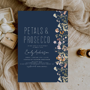 Invitation Fleur sauvage bleu de la Marine Pétales de poursui