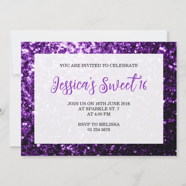 Invitation Fleur violet foncé Sweet 16 élégant script (Devant)