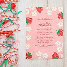 Fleurs de fraises fête d'anniversaire