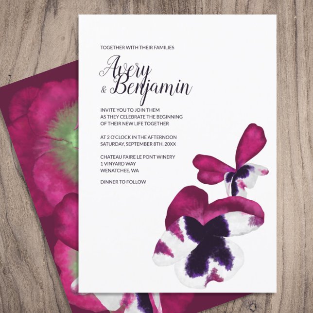 Invitation Fleurs de mariage d'automne magenta (berry pink magenta purple pansy pansies wedding 5x7 invitation template, script calligraphy writing)