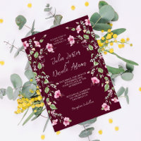 Fleurs de mariage de rose pourpre poussiéreuse sou
