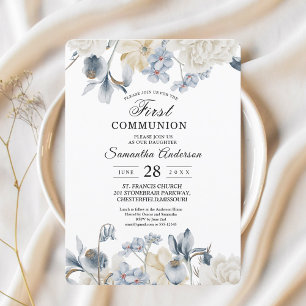 Invitation Fleurs Élégantes Bleues et Blanches d'Hiver