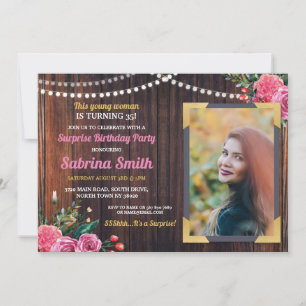 Invitation floral de rose d'anniversaire de photo