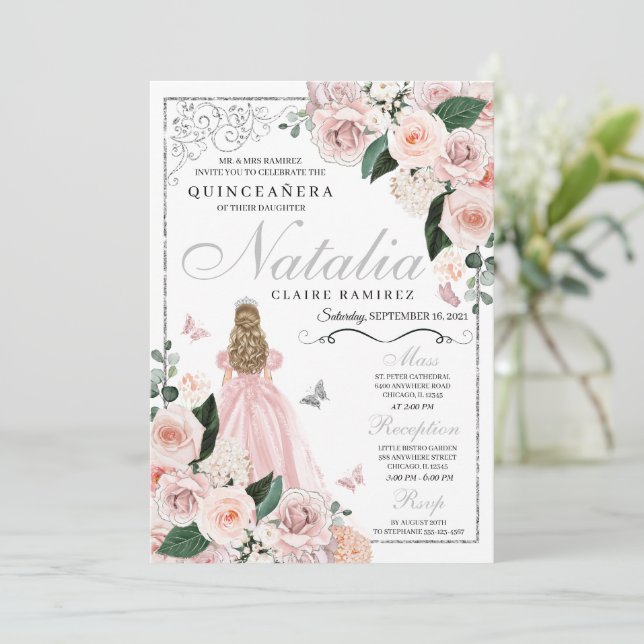 Invitation Floral Princesse Quinceanera rose (Debout devant)