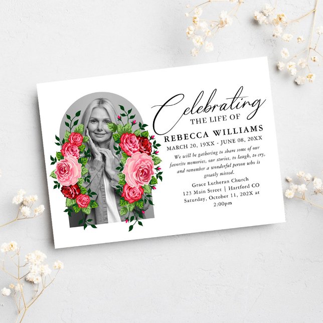Invitation Floral Simple Calligraphie Célébration de la vie (Créateur téléchargé)
