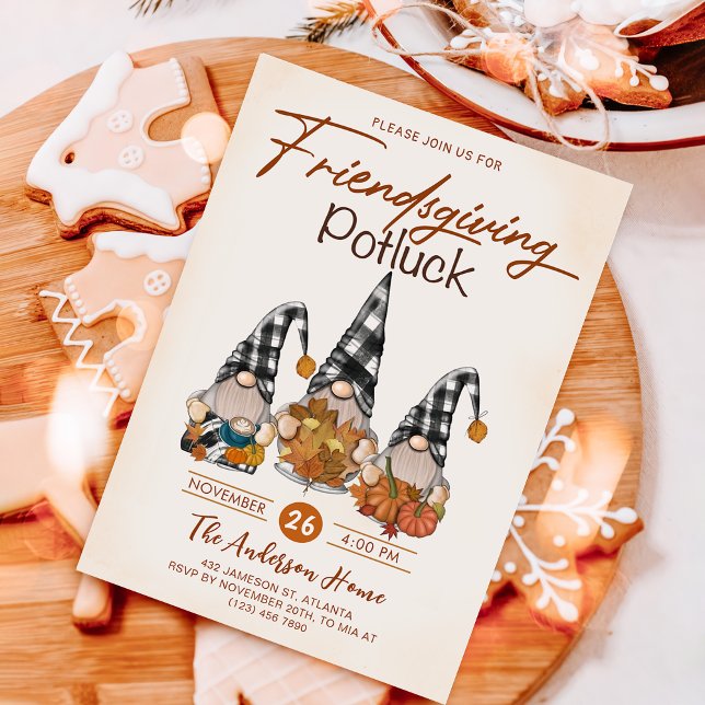 Invitation Friendsgiving Potluck Gnomes Citrouille d'automne (Créateur téléchargé)