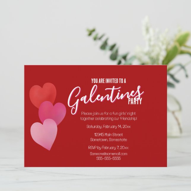 Invitation Galentines Party with 3 Hearts on Red (Debout devant)