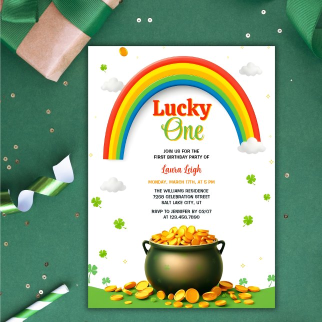 Invitation Gold Rainbow Jour de la Saint Patrick Lucky 1er an (Lucky One 1st Birthday Invitation – Rainbow, Pot of Gold, and Shamrock Themed Design)