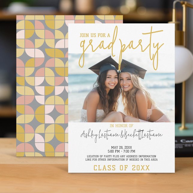 Invitation Graduation de groupe - Twin 2 Graduates (Group Graduation Party Invitation)