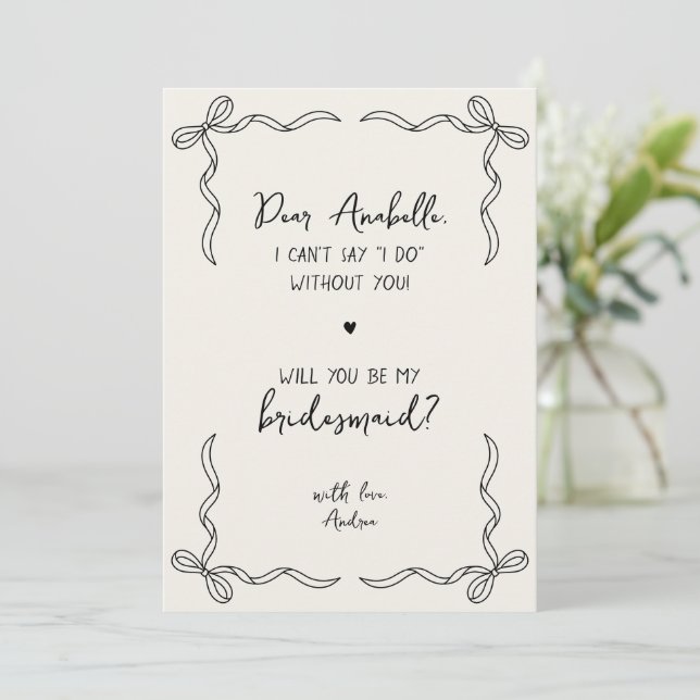 Invitation Handwritten Hand Drawn Bow Fun Bridesmaid Proposal (Debout devant)