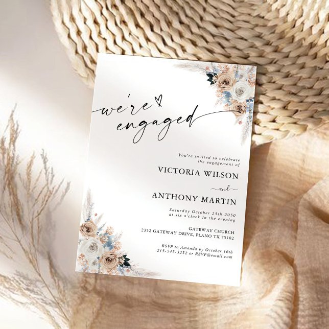 Invitation Ivory And Blue Boho Floral Nous sommes engagés (Créateur téléchargé)