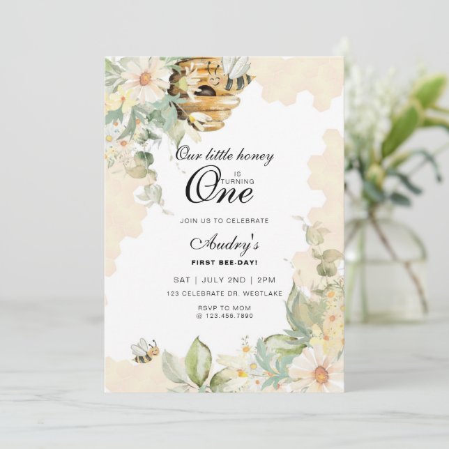 Invitation Jour des abeilles, premier anniversaire Thème des  (Debout devant)