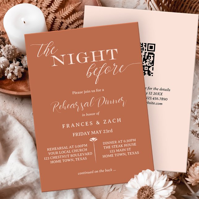 Invitation La nuit avant le dîner de répétition du code QR (Modern rehearsal dinner invitation with a scripted text image "The Night Before")